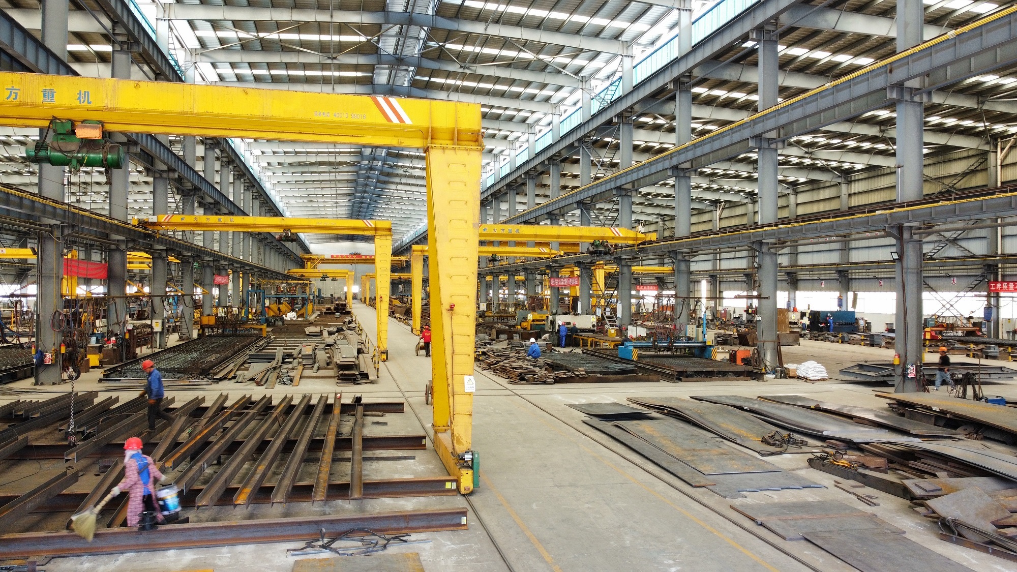 利博建筑工程承建市文化中心项目全面封顶,绿色施工树行业标杆